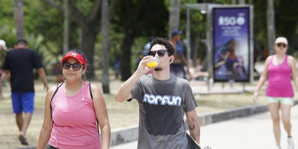 Rio alerta para calor extremo e chance de recorde nesta