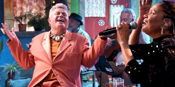 Samba na Gamboa com Milton Cunha traz desfiles historicos do