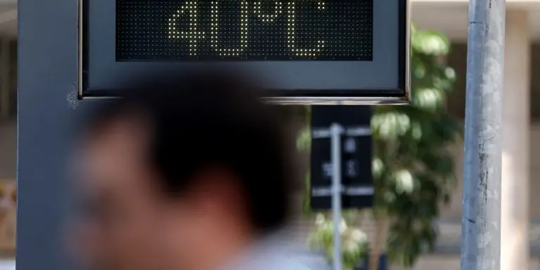Sindicato alerta sobre falta de ar condicionado em escolas do