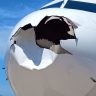 Voo da Latam retorna ao Galeao apos aviao colidir com