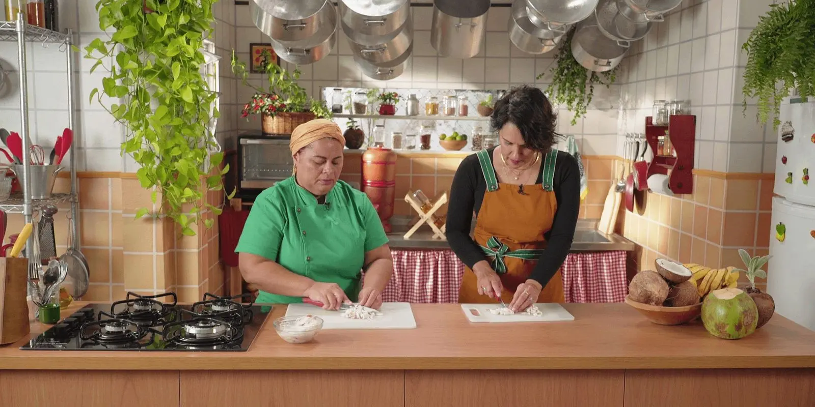 Xodo de Cozinha mostra como usar alimentos que seriam descartados