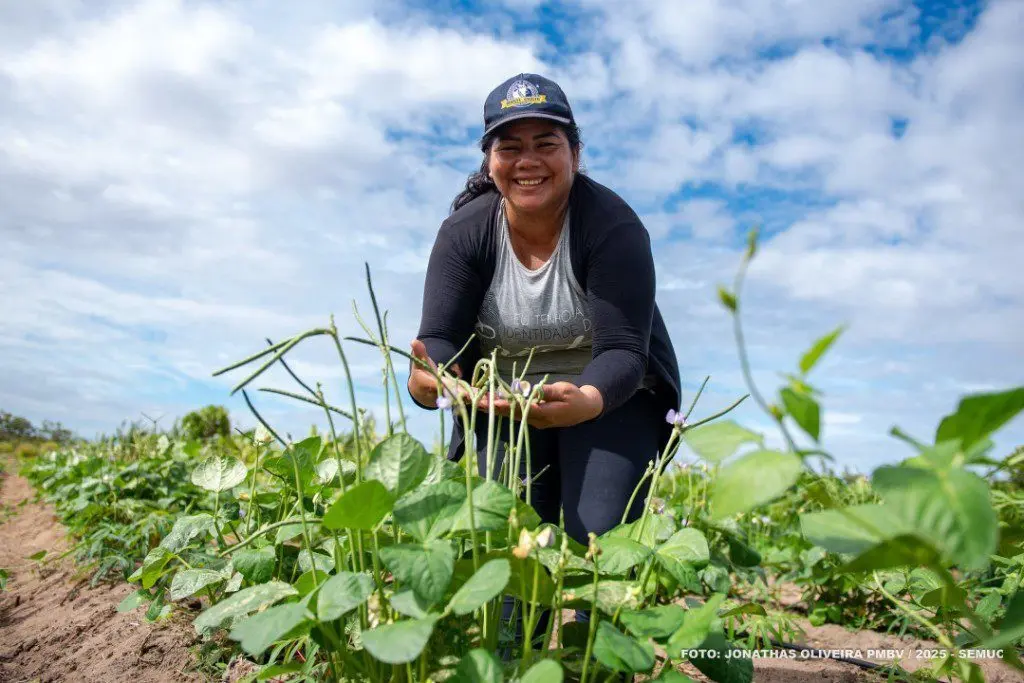 Mulheres ampliam protagonismo na agricultura familiar com apoio da Prefeitura de Boa Vista 1 084fa7762dd28f45b25850267600351a