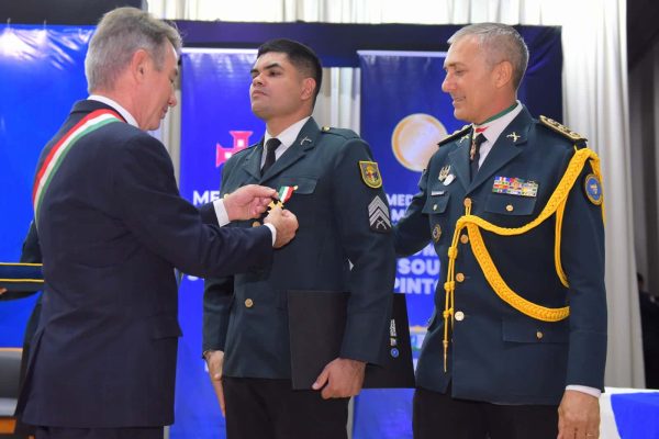 Entrega da Medalha Forte Sao Joaquim e Ottomar de Sousa Pinto Ederson Brito 12