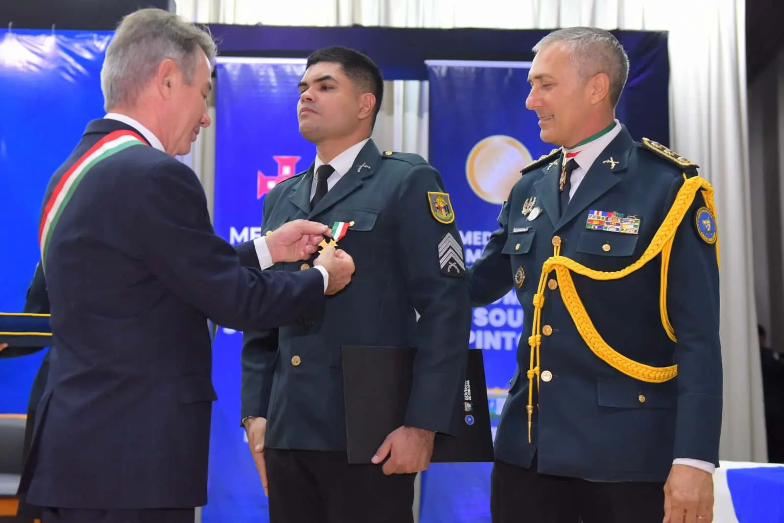 Entrega da Medalha Forte Sao Joaquim e Ottomar de Sousa Pinto Ederson Brito 12