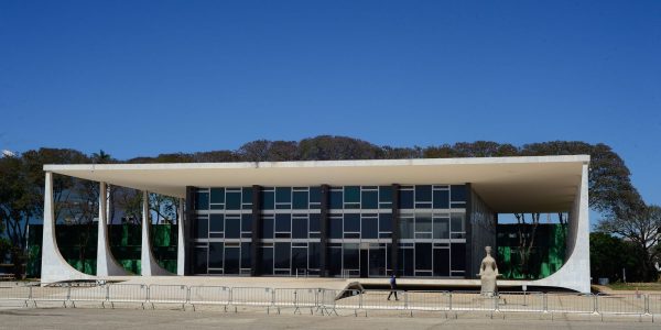 Extremista e preso apos tentativa de invasao no STF