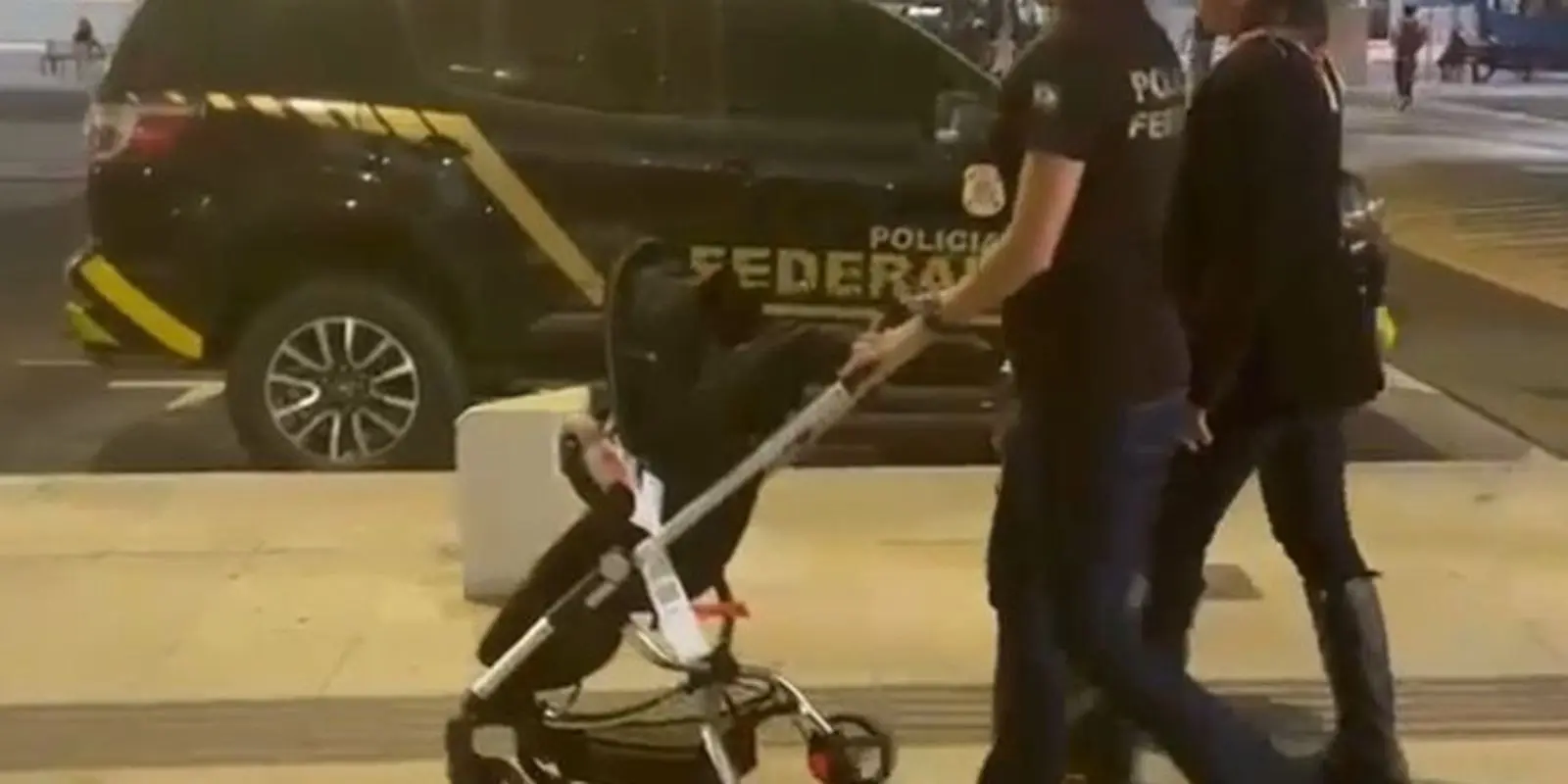 PF repatria bebe que estava em Portugal e foi vitima