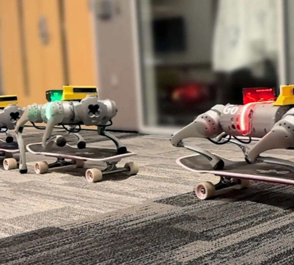 Só os loucos sabem: robôs com quatro 'pernas' aprendem a andar de skate 1 01103327086120