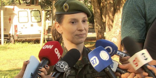 Comeca em Brasilia selecao para servico militar feminino voluntario