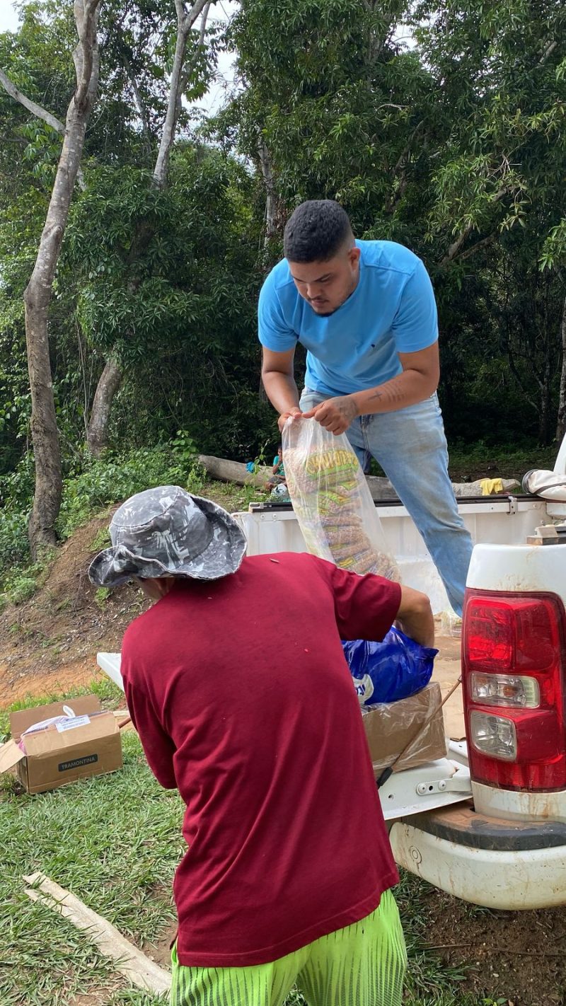 ENTREGA DE GENEROS ALIMENTICIOS PARA A REGIAO YANOMAMI 3
