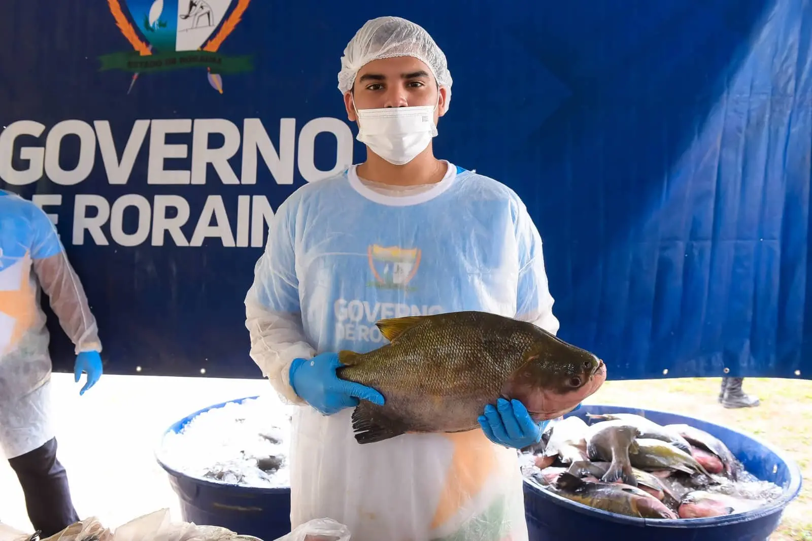 Governo de Roraima inicia distribuição de peixes para famílias de Boa Vista nesta quarta-feira, 16 1 Entrega de Peixe na Semana Santa Secom Roeaima 3