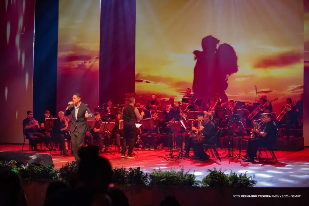 Mães se comovem com a apresentação 'Minha Relação com o Rei' no Teatro Municipal 1 6918259b83ad3f3efd350741be58799d
