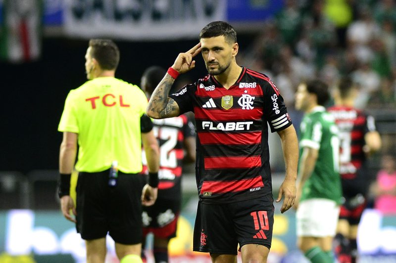 Análise: Flamengo joga com sabedoria, demonstra a força do elenco e envia aviso ao Palmeiras. 1 Análise: Flamengo faz jogo inteligente, mostra força do elenco e deixa recado para o Palmeiras | flamengo