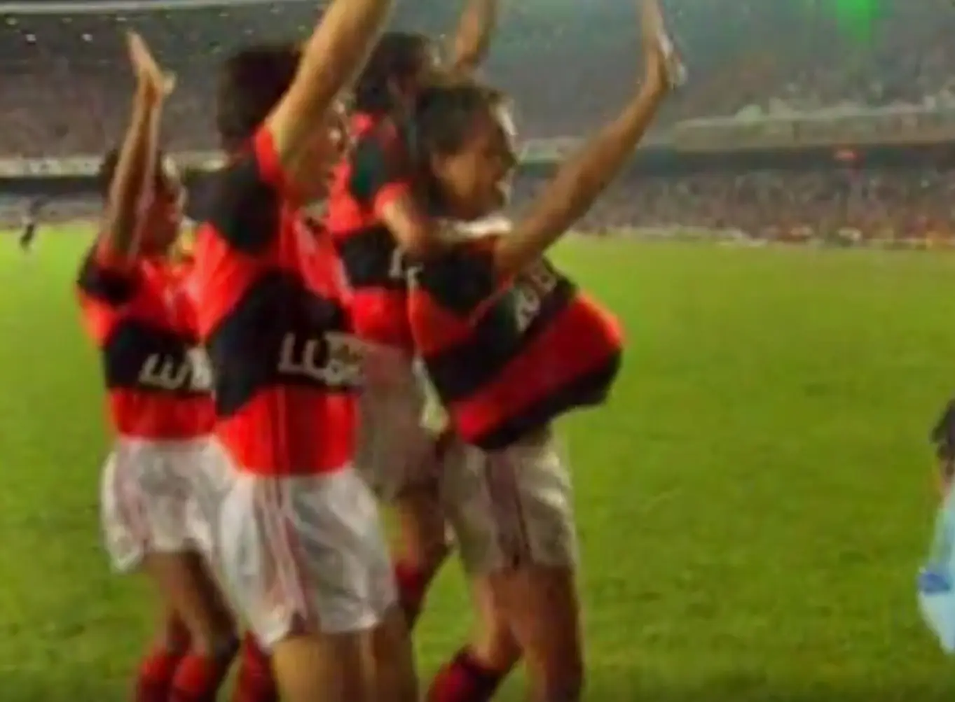Em 91, Flamengo também decidiu classificação na Libertadores com o Táchira no Maracanã; veja como foi | flamengo