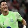 Lewandowski comemora gol marcado pelo Barcelona contra o Athletic Bilbao, no Campeonato Espanhol