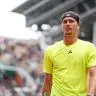 Em análise pós-jogo, Zverev tece comentários sobre quadra em Roland Garros