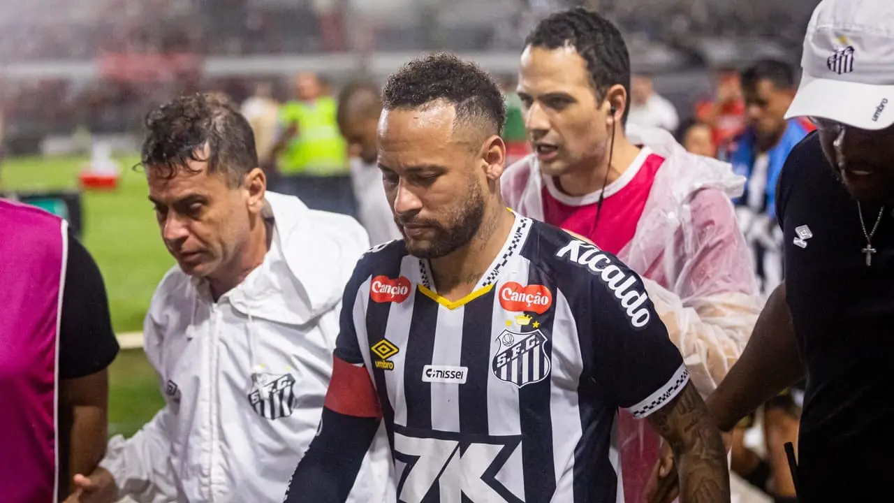 Neymar se pronuncia sobre a eliminação do Santos e causa impacto: 'Deixou evidente' 1 seta para fechar a publicidade