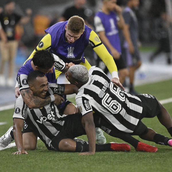 O Botafogo se acostumou a vencer e assim deixa sua marca no continente | Meia encarnada