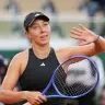 Pegula vence a primeira em Paris, Jabeur sofre dura derrota