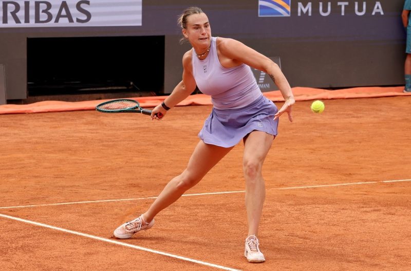 Sabalenka, Paolini, Musetti e Monteiro abrem Roland Garros