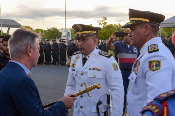 TRANSMISSAO DE COMANDO DA PM 8