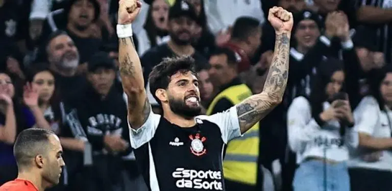 Yuri Alberto comemora gol do Corinthians sobre o Novorizontino em jogo da Copa do Brasil