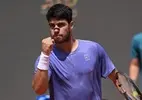 Alcaraz derrota Sinner pela quarta vez consecutiva e conquista o título do Grand Slam sobre saibro. 1 alcaraz bate sinner pela 4 vez seguida e fecha o 8216slam do saibro8217
