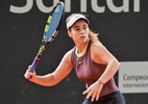 carolina bohrer e sofia perovani avancam em torneios da itf 1747184379209 v2 142x100