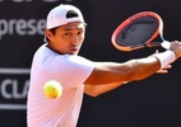 sakamoto vence apenas quatro games e fica com o vice em bogota 1747516792124 v2 142x100