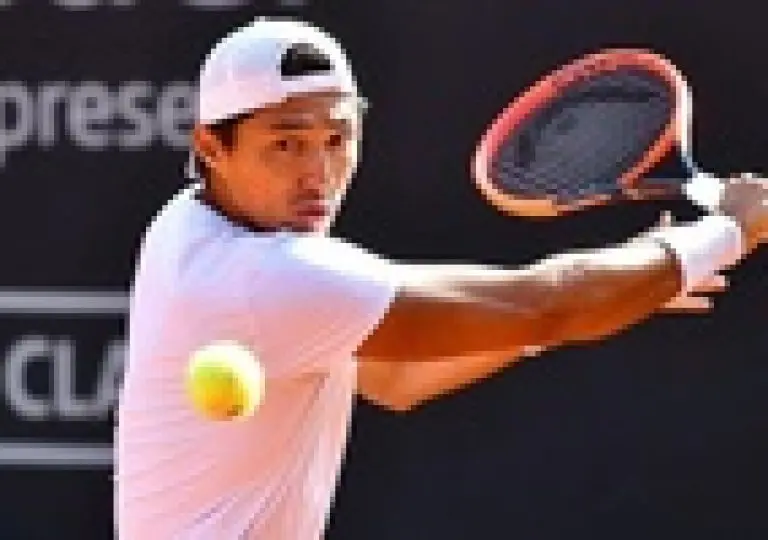 sakamoto vence apenas quatro games e fica com o vice em bogota 1747516792124 v2 142x100