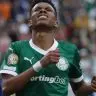 Estêvão se lamenta durante Palmeiras x Porto, jogo do Mundial