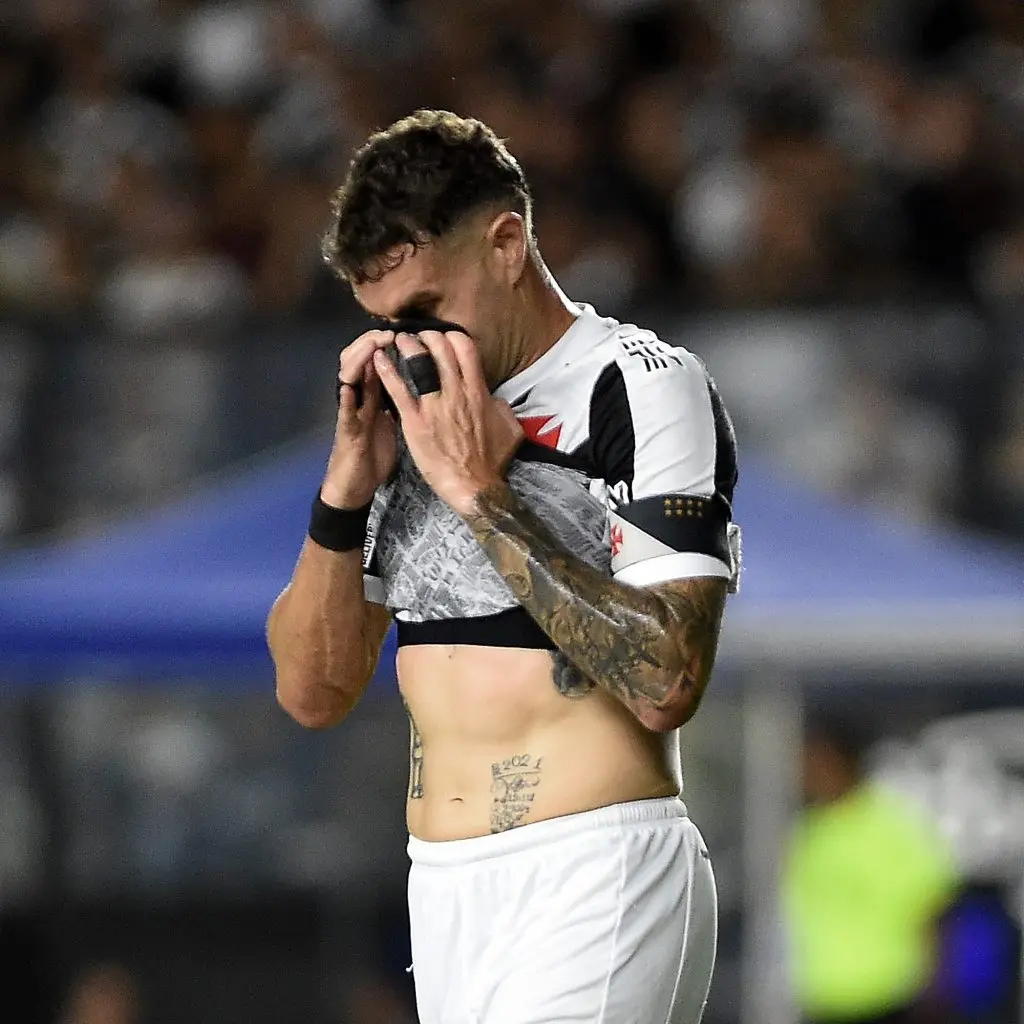 Análise: Vasco acende alerta vermelho contra o Z-4 no Brasileirão com derrota evitável | vasco