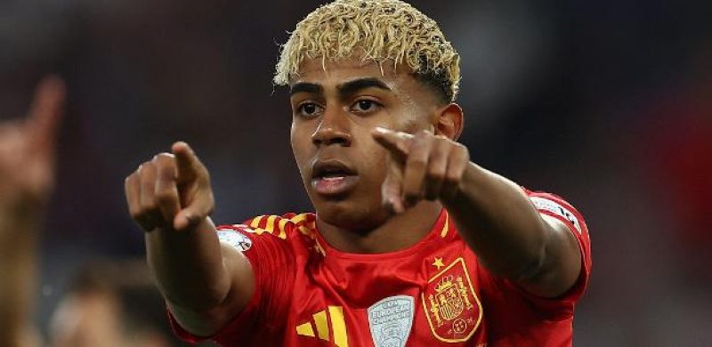 À altura de Pelé? PVC e Alicia avaliam feitos de Lamine Yamal pela Espanha
