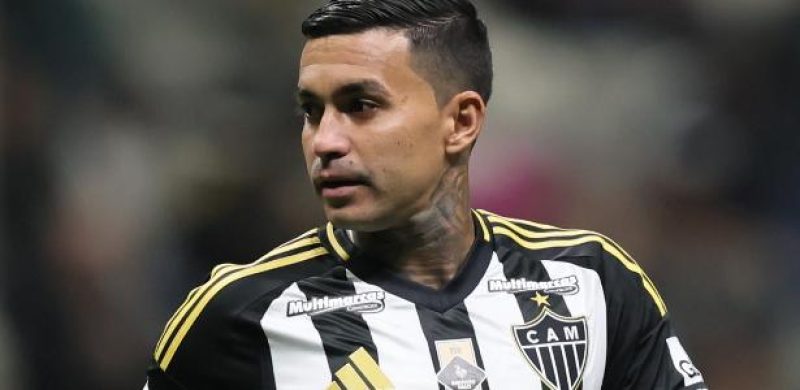 Atlético-MG vence na estreia de Dudu e afunda Inter no Z4