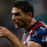 Bahia atropela Bragantino com golaços e cola nos líderes do Brasileiro