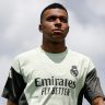 Mbappé foi hospitalizado e perdeu duas partidas da Copa do Mundo de Clubes (Foto: Redes Sociais, Real Madrid)