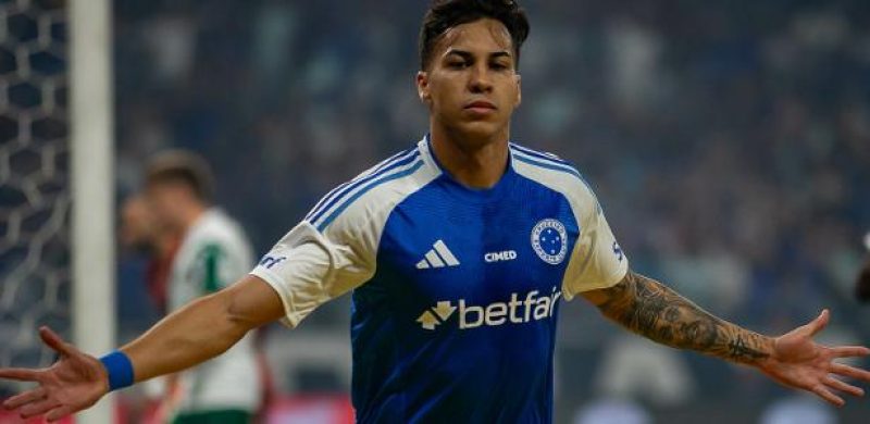 Cruzeiro arrasa em 4min e manda Palmeiras com derrota ao Super Mundial