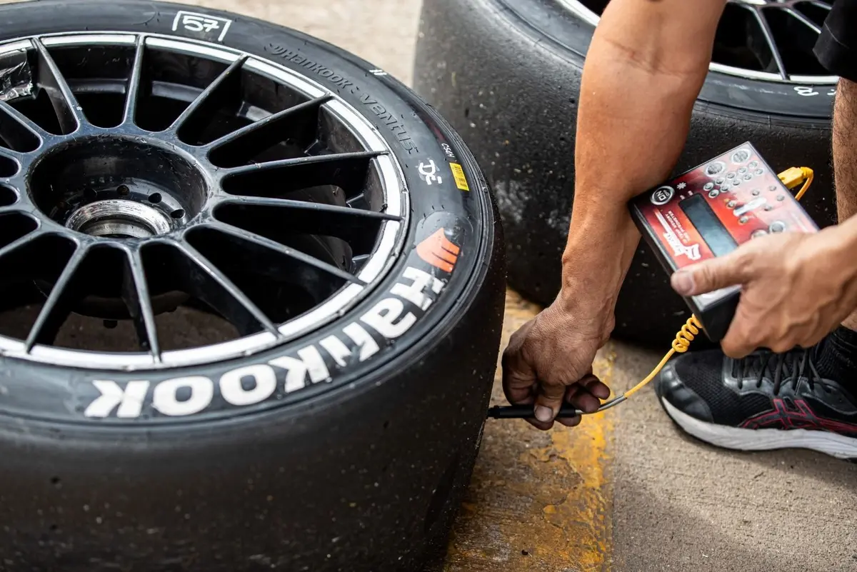 Curvas lentas e chance de chuva: Hankook enfrenta freadas bruscas e retomadas importantes no fim de semana