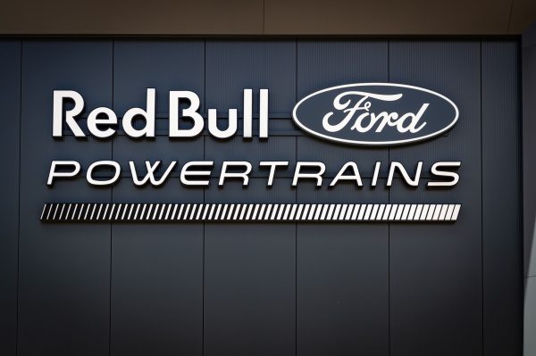 ENTREVISTA: "Alguma forma de eletrificação" é essencial para futuro da Ford na F1, afirma diretor da marca americana