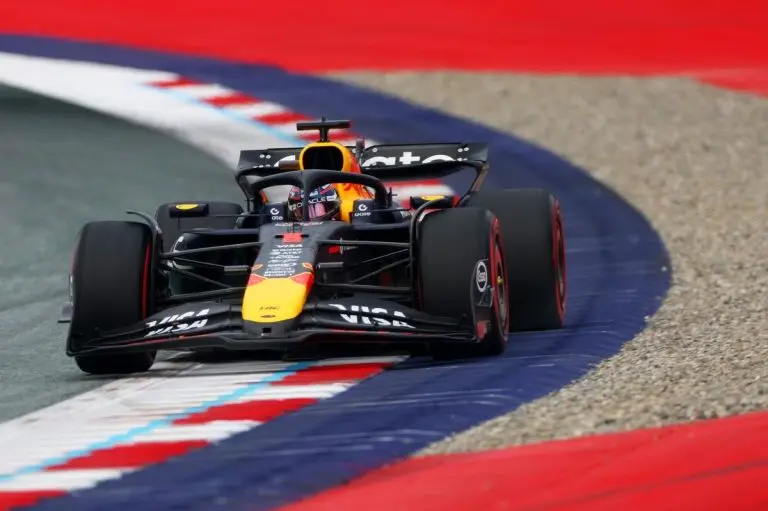 F1 - Marko: 'A desvantagem de Verstappen é menor do que aparenta' 2 F1 - Marko: 'Desvantagem de Verstappen é menor do que parece'
