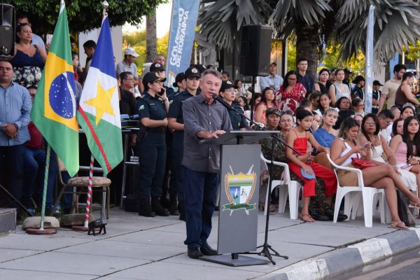 Formatura de sargentos da PMRR 10