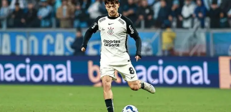 Rodrigo Garro atuou por mais de 90 minutos no empate do Corinthians com o Grêmio, em Porto Alegre