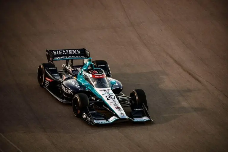 Indy: Kirkwood vence GP de Gateway marcado por acidente de Newgarden