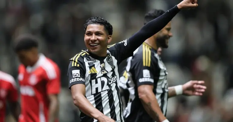 Inter perde para o Atlético-MG e entra no Z-4 do Brasileirão