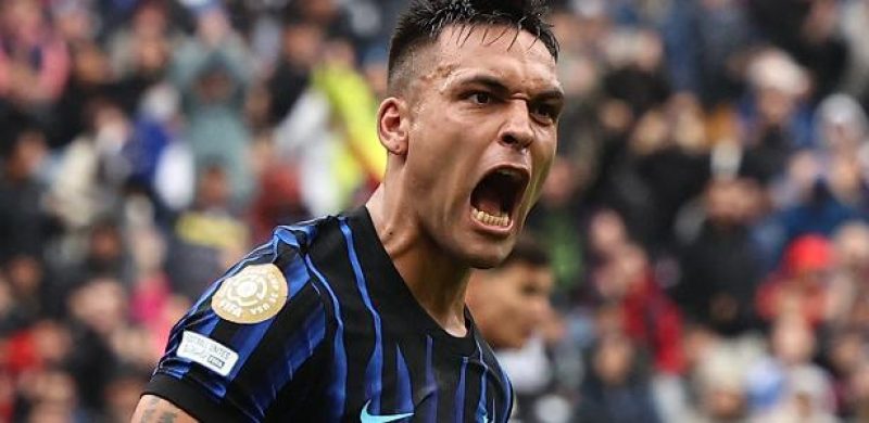Lautaro Martínez comemora gol marcado pela Inter de Milão contra o Urawa Red Diamonds no Mundial