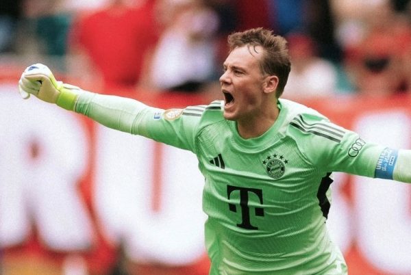 Neuer, goleiro do Bayern de Munique, diz que vitória sobre o Flamengo foi "fácil"