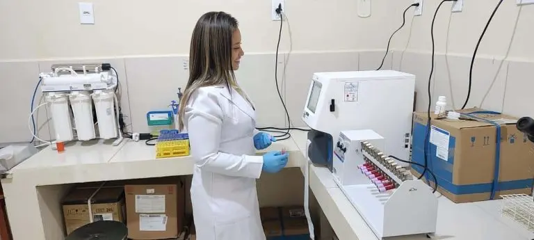 Novo Analisador Hematologico para a Unidade Mista de Caroebe Ascom Sesau 2
