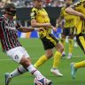 Canobbio, do Fluminense, em ação no jogo contra o Borussia Dortmund, no Mundial