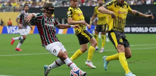 O que os meios de comunicação da Alemanha afirmaram sobre os brasileiros. 1 Canobbio, do Fluminense, em ação no jogo contra o Borussia Dortmund, no Mundial