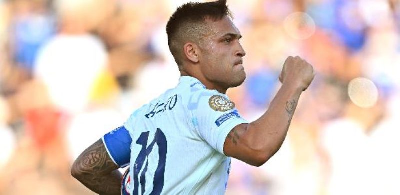 lautaro martínez comemora gol em monterrey x inter de milão, duelo do mundial