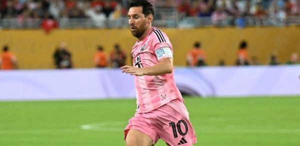 Messi em ação durante Al Ahly x Inter Miami, jogo do Mundial
